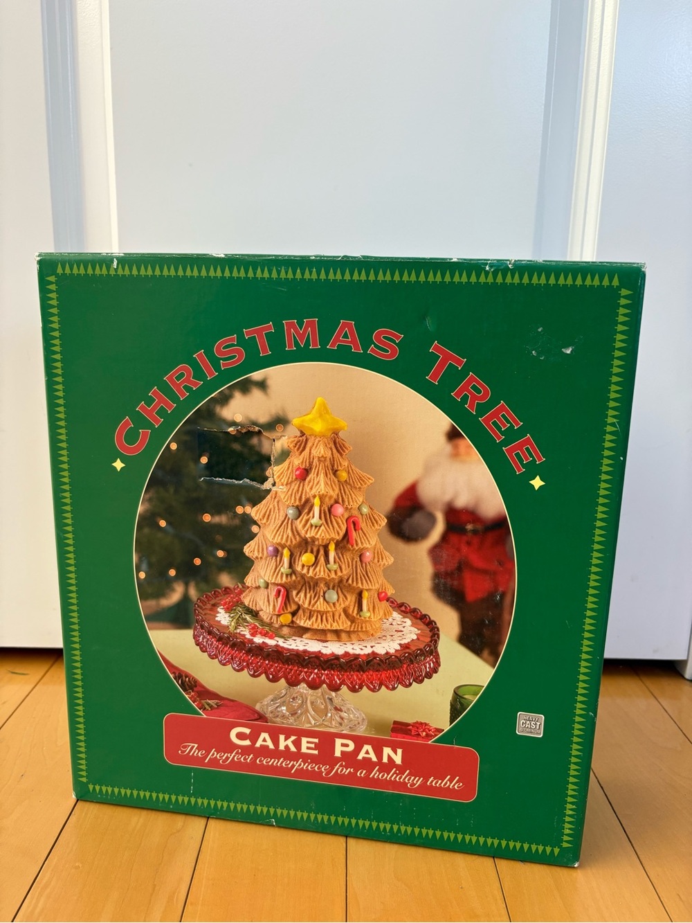 Nordic Ware Christmas Tree 3D Cake Pan Heavy Cast Aluminum with Box Holiday